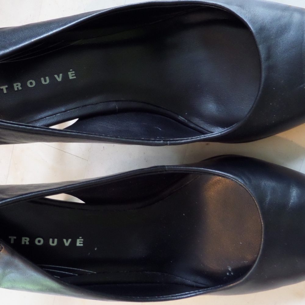 Leather Trouve Black sling backs